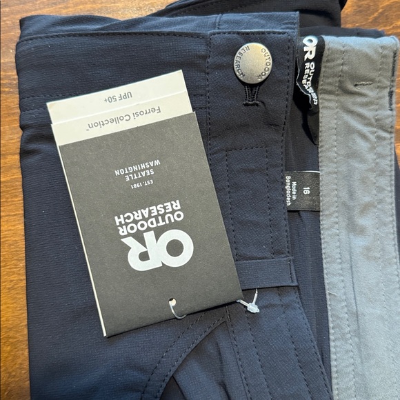 Outdoor Research Women's Dark Blue Ferrosi Pants - Picture 7 of 9